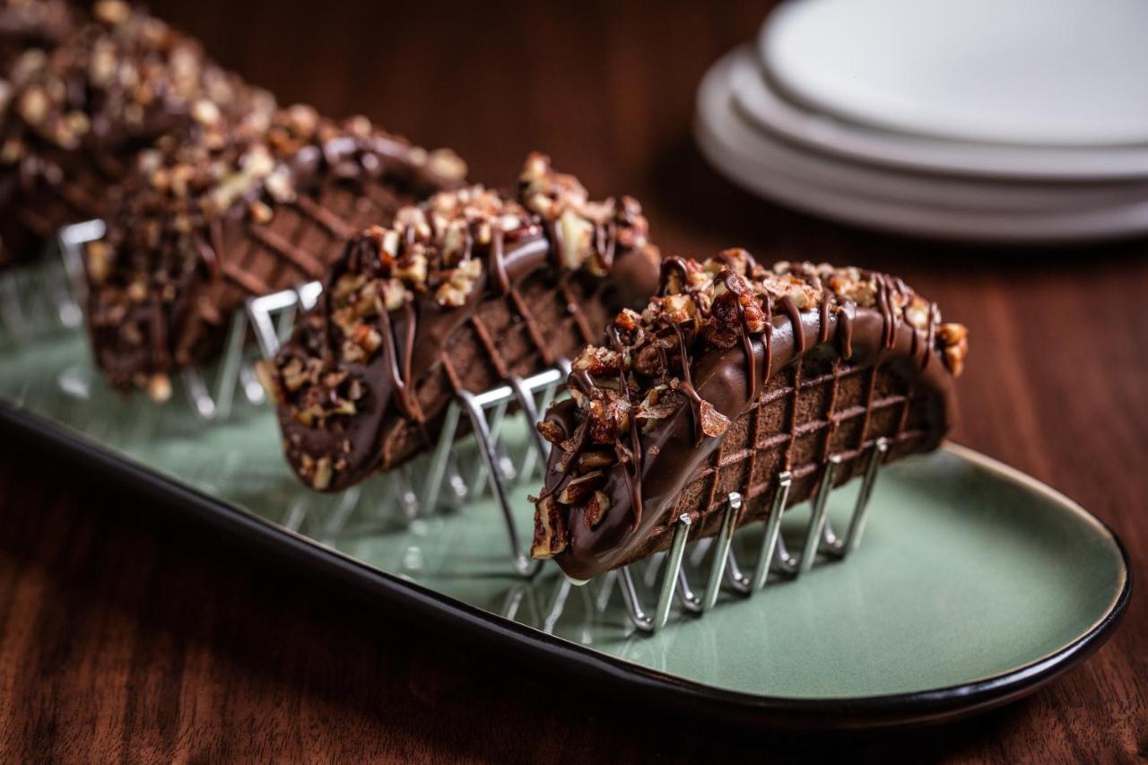 Four Seasons Hotel Austin Bagian luar foto